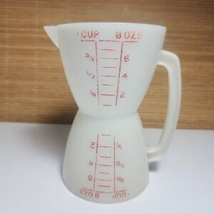 Tupperware Wet/Dry Hourglass Double Measuring Cup 8 oz. 2-Sided Plastic Vintage